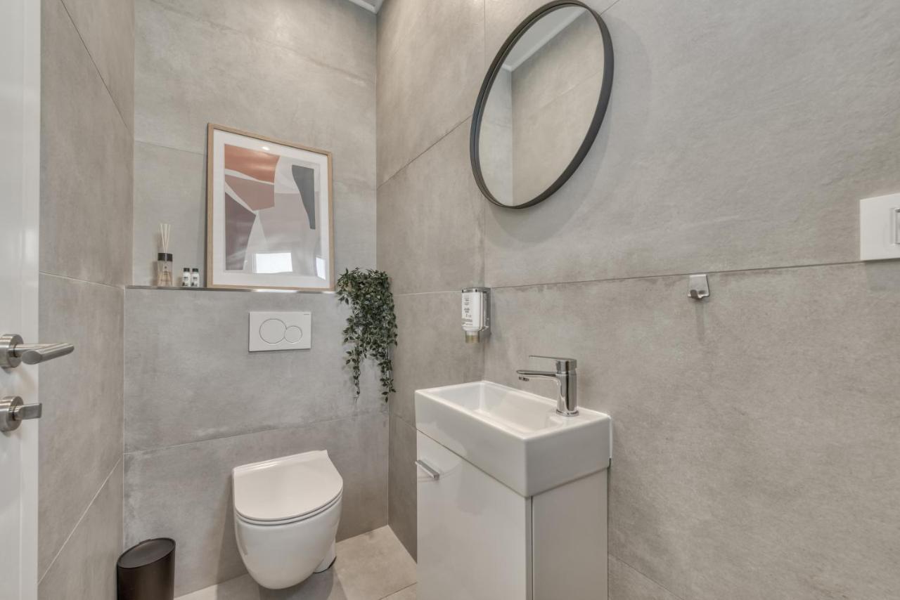 Villa Oasis - Your Luxury Home Away From Home Celopeci Extérieur photo
